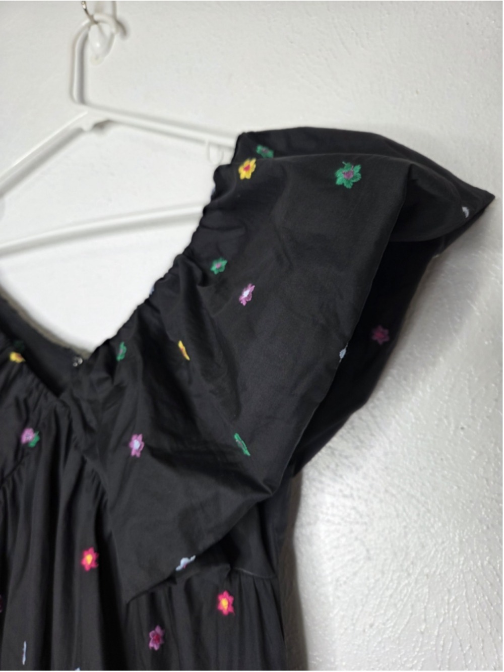 Day + Moon Black Floral Embroidered Mini Dress Women's Size Medium Puff Sleeve - Picture 4 of 13